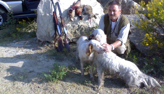 Un giovane soggetto alle sue prime esperienze in appennino col proprietario. Corrado C.